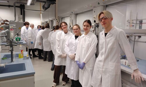 Warsztaty naukowe uczni&oacute;w X Liceum