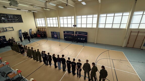 Wydział Chemii na Turnieju Klas Mundurowych &bdquo;Na sportowo z czystą głową&rdquo;