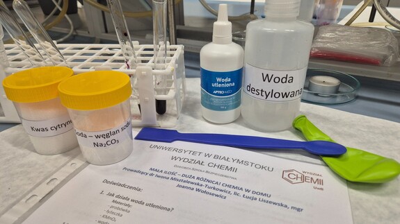 Uczniowie ze Szkoły Podstawowej nr 38 w Białymstoku z wizytą na Wydziale Chemii w ramach akcji &bdquo;Dziecięca Szkoła Bezpieczeństwa&rdquo;