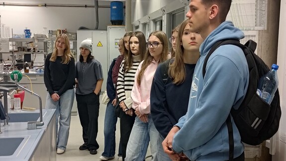 Wizyta uczniów z I LO w Kolnie na naszym Wydziale w ramach Spotkań u Chemików