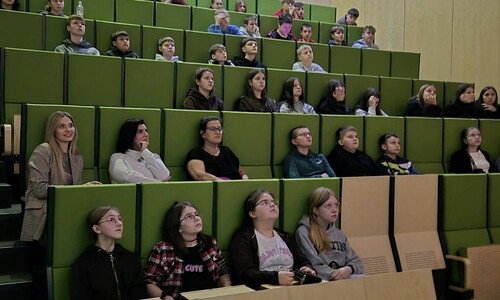 Uczniowie z Jaświł z wizytą na Wydziale Chemii