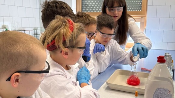 "Dziecięca Szkoła Bezpieczeństwa" na Wydziale Chemii UwB