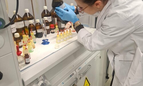 Zajęcia biochemiczne w ramach projektu „Zawód w CZMISie przyda Ci się”