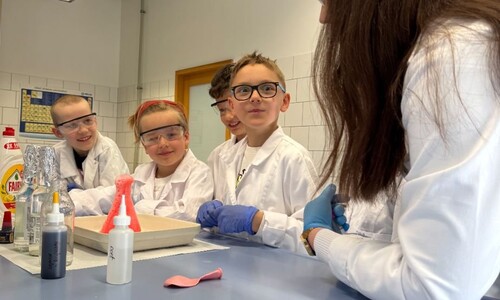 "Dziecięca Szkoła Bezpieczeństwa" na Wydziale Chemii UwB