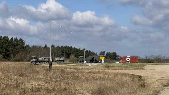 Dr hab. Aneta Petelska, prof. UwB oraz dr hab. Beata Kalska-Szostko, prof. UwB obserwowały zajęcia dla podchorążych WAT