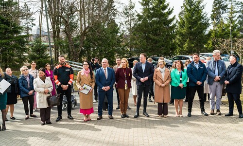 W Alei Mocy przy Domu Pomocy Społecznej przy ulicy świerkowej 9 w Białymstoku został posadzony Świerk Wydziału Chemii Uniwersytetu w Białymstoku.