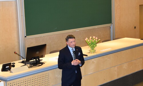 Certyfikat Doskonałości Kształcenia PKA dla kierunku chemia kryminalistyczna i sądowa