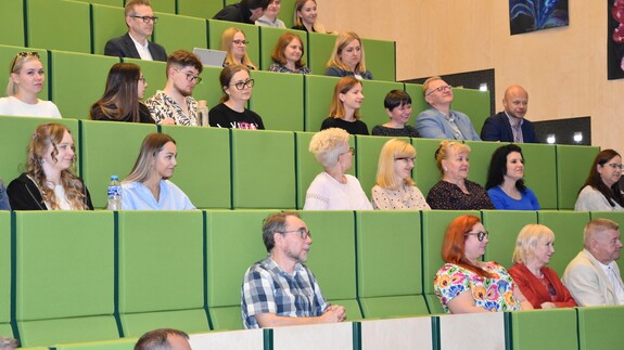 Chemia, prawo i kryminalistyka w praktyce. Spotkanie ze służbami mundurowymi na Wydziale Chemii UwB