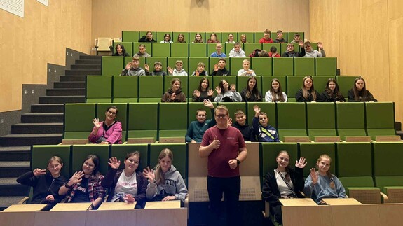 Uczniowie z Jaświł z wizytą na Wydziale Chemii