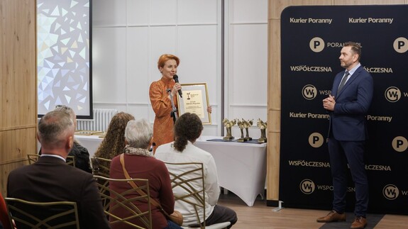 Dr hab. Elżbieta Regulska została laureatką plebiscytu Osobowość Roku w kategorii Nauka