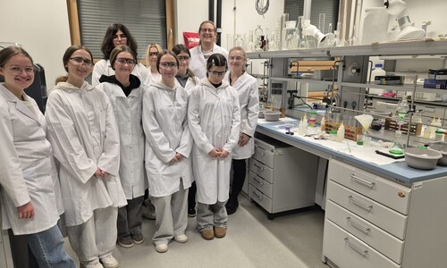 Warsztaty chemiczne dla uczniów Niepublicznej Szkoły Podstawowej w Załukach