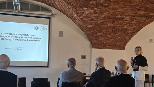 Przedstawicielki Wydziału Chemii na XXIV Ogólnopolskiej Konferencji Naukowej „Kryształy Molekularne”