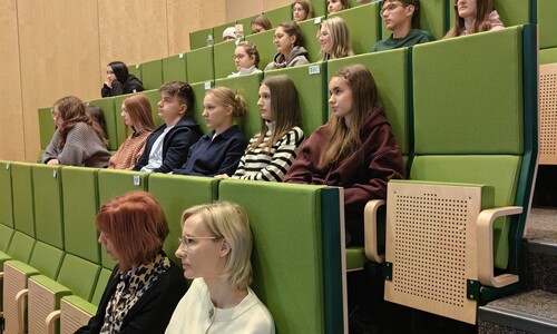 Wizyta uczniów z I LO w Kolnie na naszym Wydziale w ramach Spotkań u Chemików