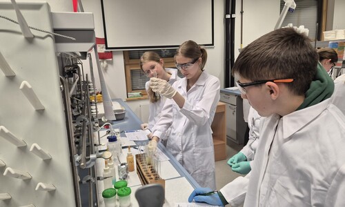 Wydział Chemii na Dniach Nauk Ścisłych w SP1 w Białymstoku