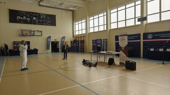 Wydział Chemii na Turnieju Klas Mundurowych &bdquo;Na sportowo z czystą głową&rdquo;