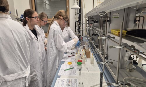 Wydział Chemii na Dniach Nauk Ścisłych w SP1 w Białymstoku