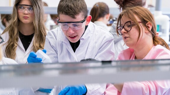 Licealiści z Augustowa z wizytą na Wydziale Chemii