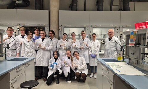 Warsztaty naukowe uczni&oacute;w X Liceum