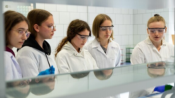 Licealiści z Sokołowa Podlaskiego z wizytą na Wydziale Chemii