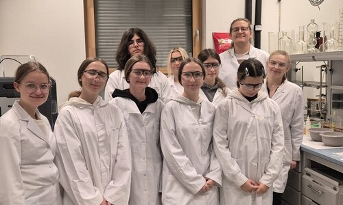 Warsztaty chemiczne dla uczniów Niepublicznej Szkoły Podstawowej w Załukach