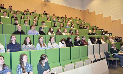 Uroczystość wręczenia nagr&oacute;d Laureatom XII Podlaskiego Konkursu Chemicznego oraz Finalistom 72. Olimpiady Chemicznej z Okręgu Białostockiego