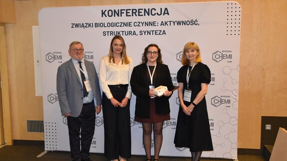 Wręczenie nagr&oacute;d za najlepsze prace doktorskie za 2025 rok Komitetu Chemii Analitycznej PAN