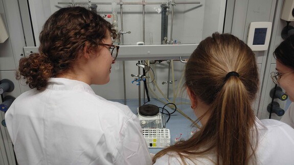 Warsztaty naukowe uczni&oacute;w X Liceum