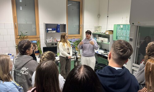 Wizyta uczniów z I LO w Kolnie na naszym Wydziale w ramach Spotkań u Chemików