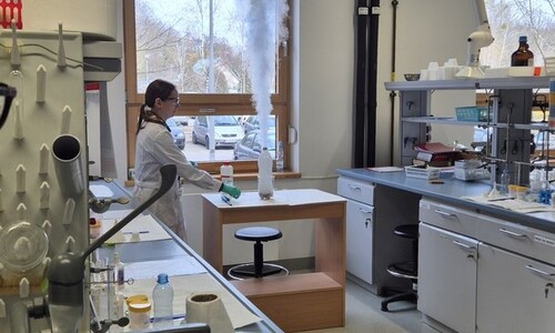 Uczniowie ze Szkoły Podstawowej nr 4 w Białymstoku z wizytą na Wydziale Chemii w ramach akcji &bdquo;Dziecięca Szkoła Bezpieczeństwa&rdquo;