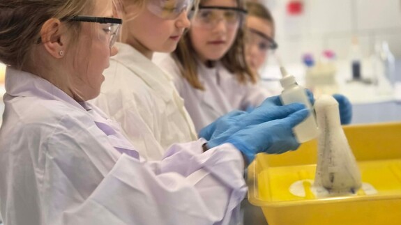 "Dziecięca Szkoła Bezpieczeństwa" na Wydziale Chemii UwB