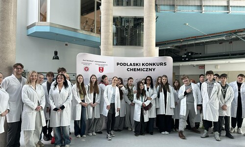 Uczniowie Szkoły Podstawowej nr 4 w Białymstoku na Wydziale Chemii UwB