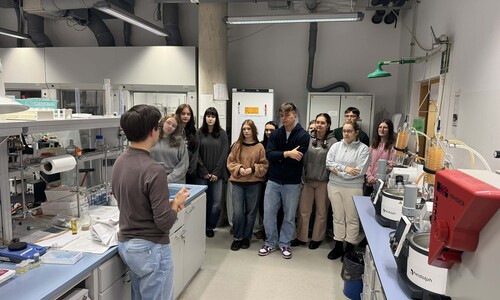 Wizyta uczniów z I LO w Kolnie na naszym Wydziale w ramach Spotkań u Chemików