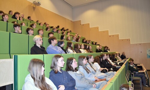 Uroczystość wręczenia nagr&oacute;d Laureatom XII Podlaskiego Konkursu Chemicznego oraz Finalistom 72. Olimpiady Chemicznej z Okręgu Białostockiego