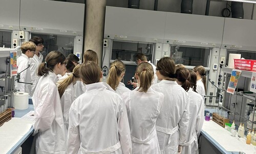 Wydział Chemii na Dniach Nauk Ścisłych w SP1 w Białymstoku
