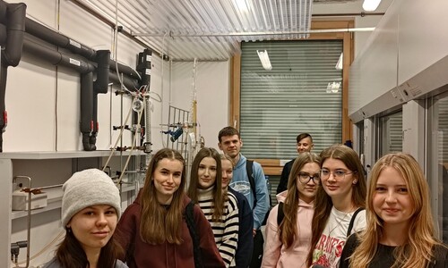 Wizyta uczniów z I LO w Kolnie na naszym Wydziale w ramach Spotkań u Chemików