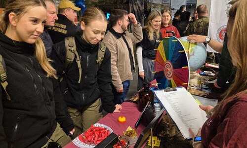 Wydział Chemii UwB na Wojskowych Targach Służby i Pracy