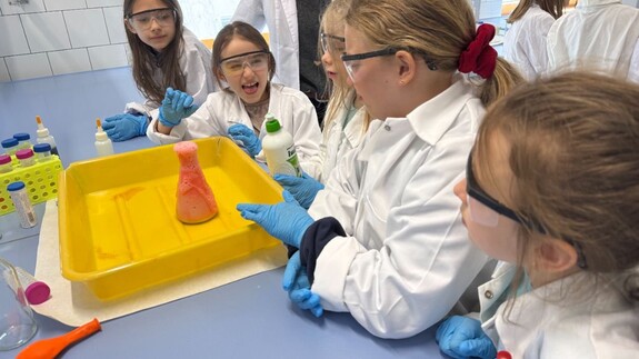 "Dziecięca Szkoła Bezpieczeństwa" na Wydziale Chemii UwB