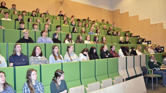 Uroczystość wręczenia nagr&oacute;d Laureatom XII Podlaskiego Konkursu Chemicznego oraz Finalistom 72. Olimpiady Chemicznej z Okręgu Białostockiego